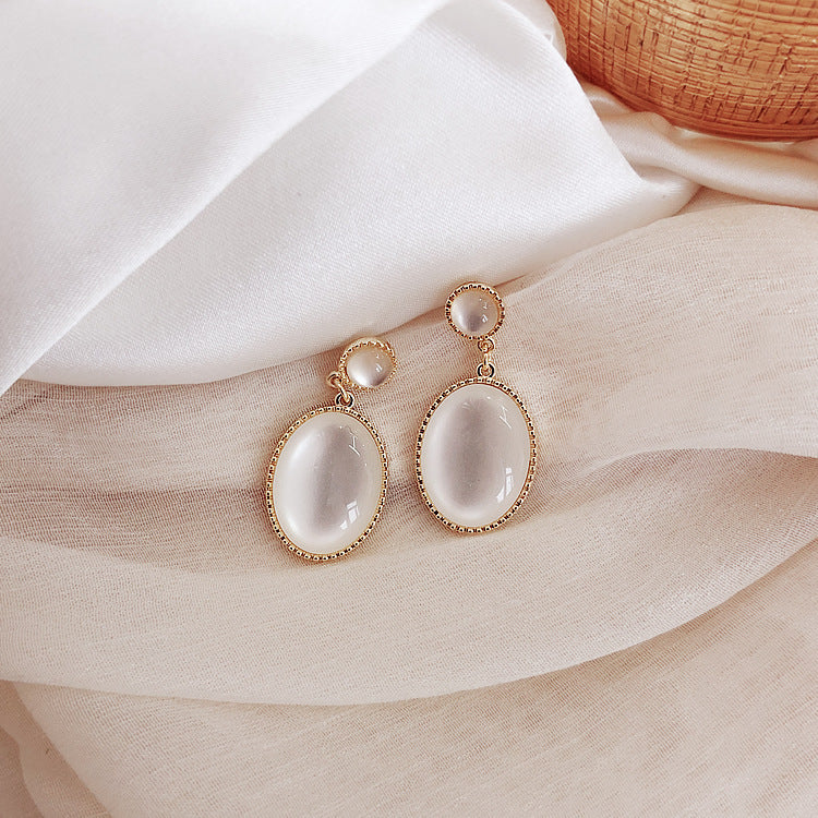 S925 Silver Needle White Moonlight Cat's Eye Retro High Grade Small Fresh Super Fairy Simplicity Earrings - House of Cardwell