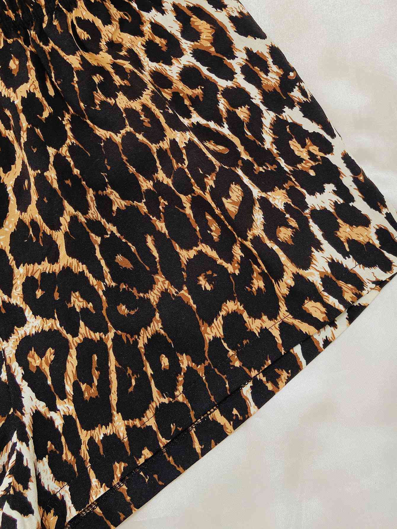 Leopard Lip Graphic Top and Shorts Lounge Set - House of Cardwell