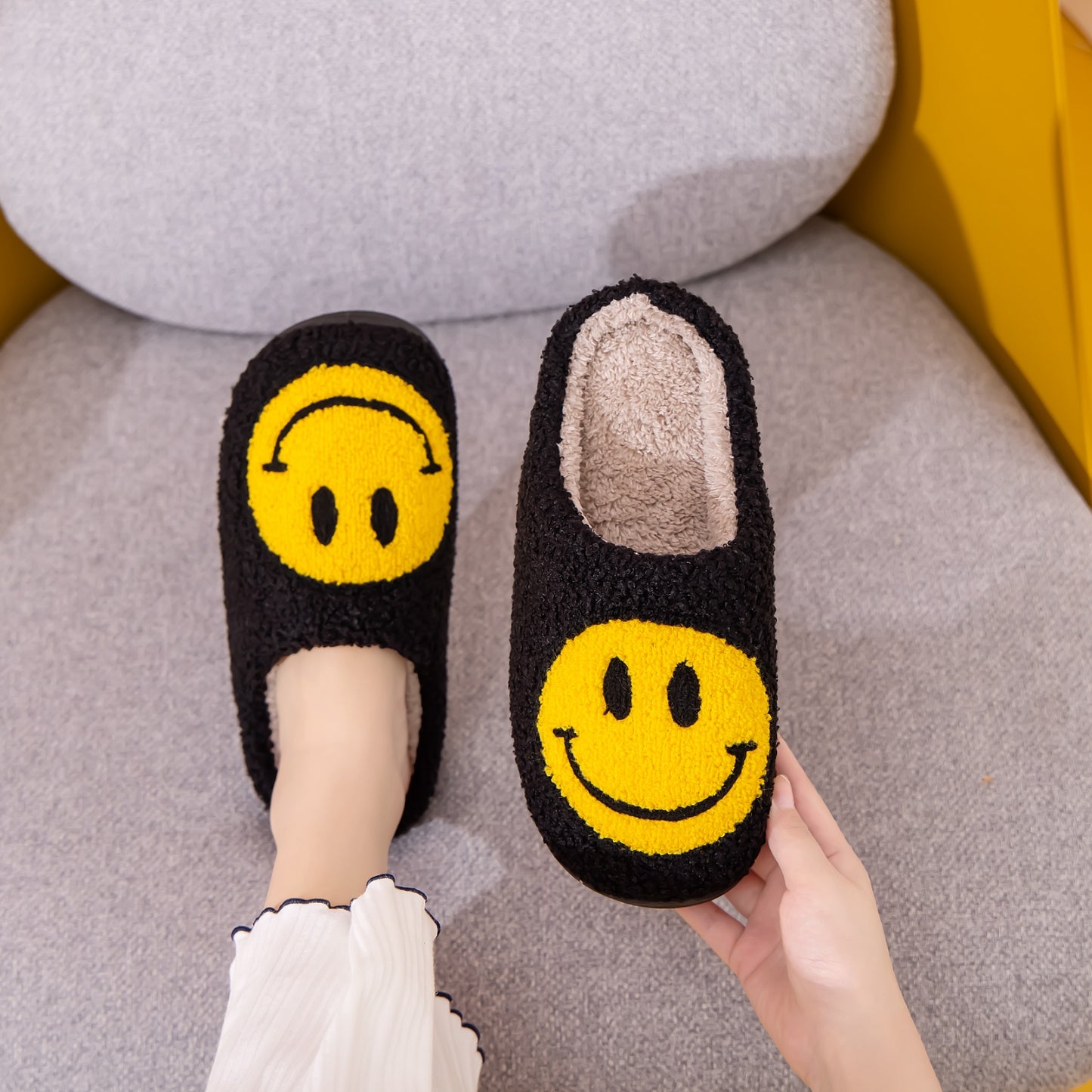 Melody Smiley Face Slippers - House of Cardwell