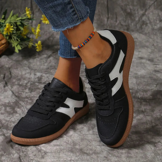 Contrast Lace Up Round Toe Flat Sneakers eprolo