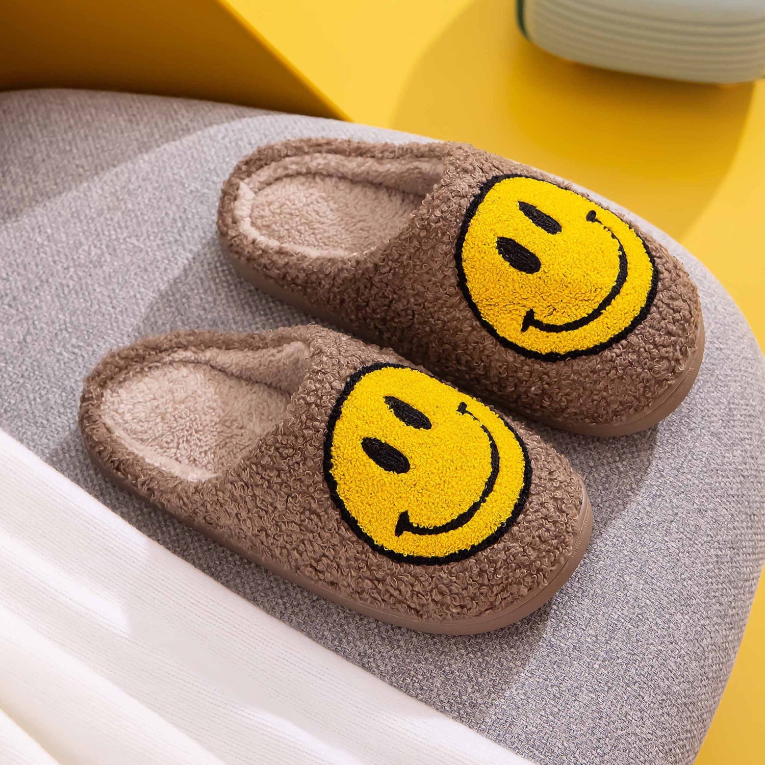 Melody Smiley Face Slippers - House of Cardwell