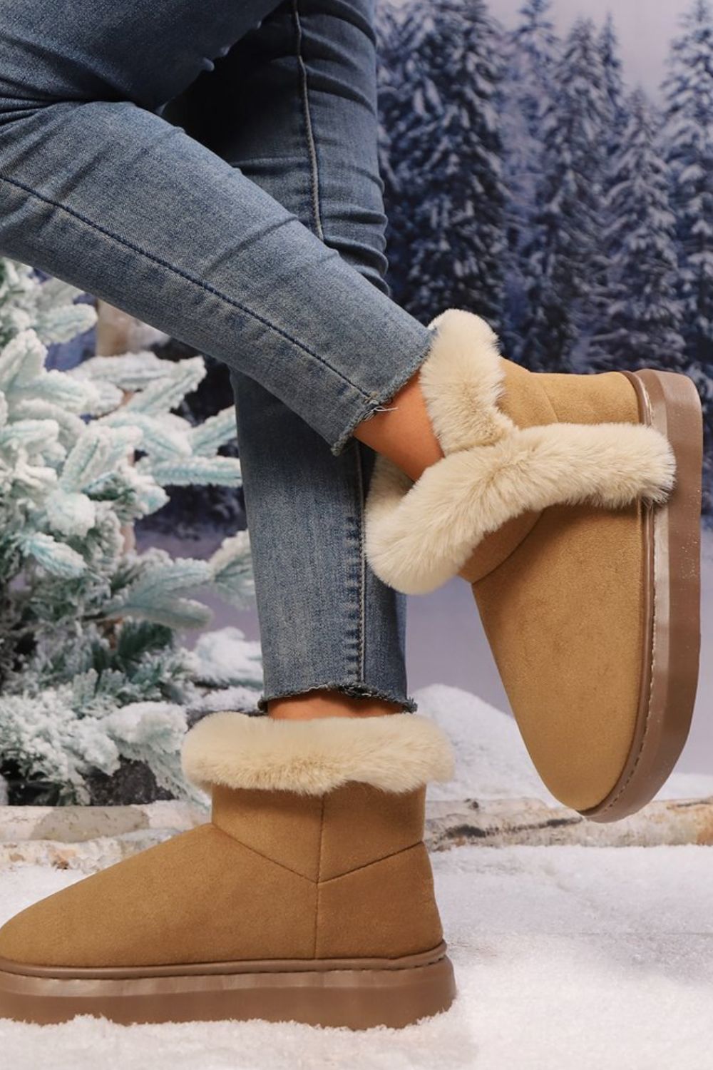 Faux Fur Round Toe Platform Boots Trendsi