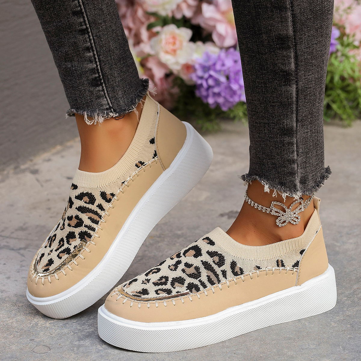 Leopard Round Toe Platform Sneakers Trendsi