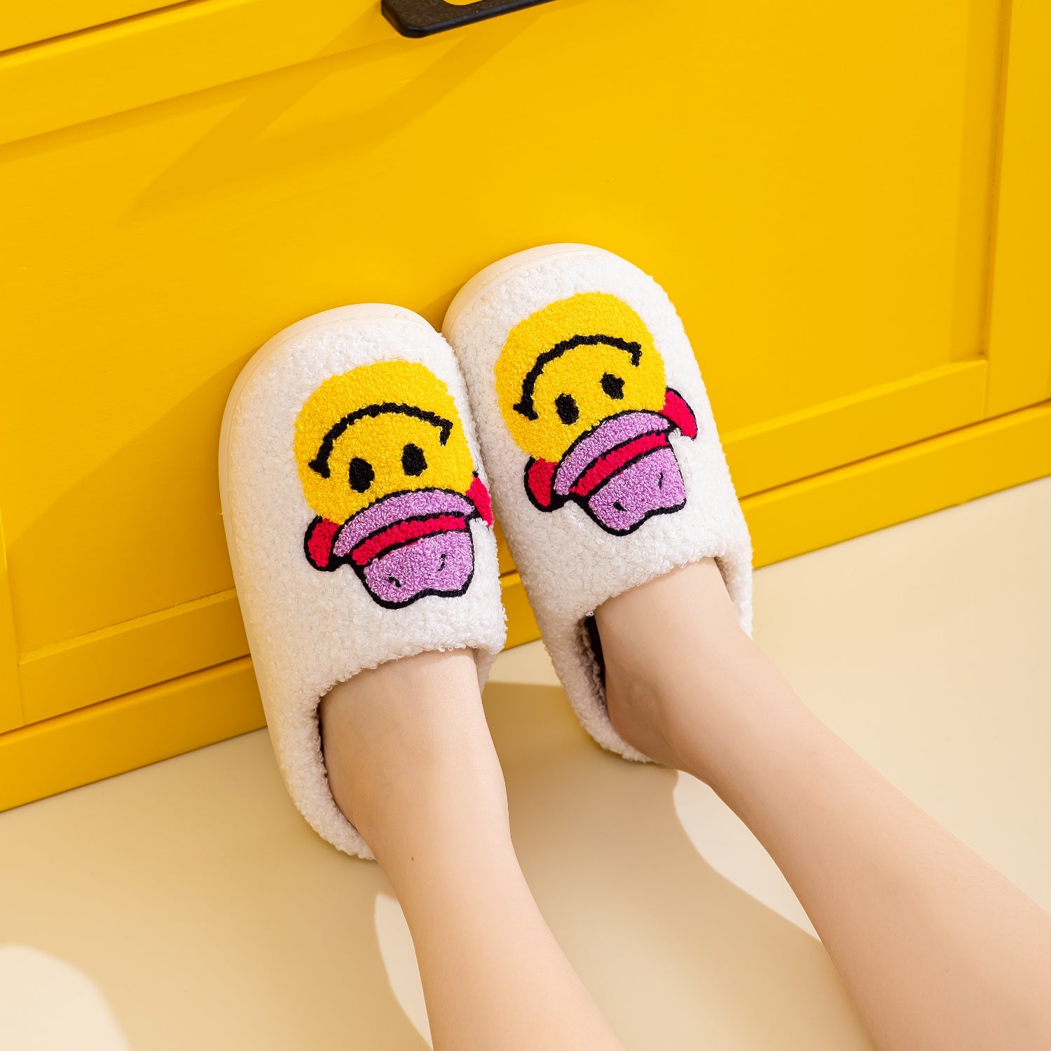 Melody Smiley Face Slippers - House of Cardwell